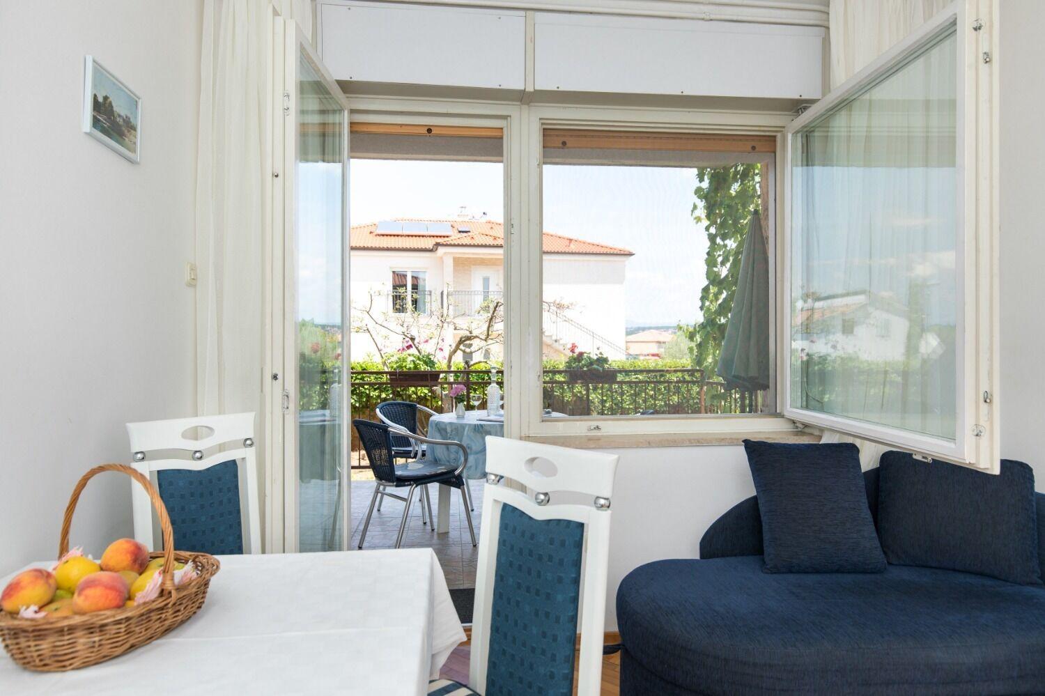 Apartments Kate - 100 M From Beach Malinska Ngoại thất bức ảnh